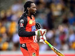 I mean chris gayle, a fan of hindi movies and presents me a golden bat. Chris Gayle Uses Golden Bat In Big Bash League 2015 Video Dailymotion