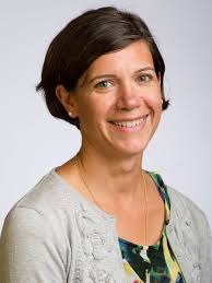 Loretta Fernandez's Instagram, Twitter & Facebook