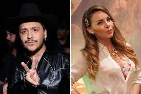 Christian nodal y belinda anunciaron su compromiso con una imagen que ambos compartieron a través de sus redes sociales, en donde la cantante ya presume un gran diamante puesto en su dedo. Belinda And Christian Nodal Fight On Live Broadcast The State The State
