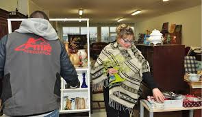 The place was packed with people and there was a truly great vibe. L Association A M I E 55 Donne Ses Lettres De Noblesses A L Insertion Par L Activite Economique