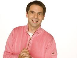 Da, când se uita lumea în disperare. Dan Negru Revoltat Din Cauza Ofertelor De Pe Litoral Am GÄsit CamerÄ Cu 965 Euro