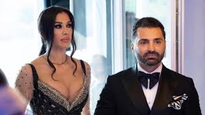 Poate nici un alt moment nu este mai potrivit pentru ca cei doi. Raluca PastramÄƒ VrÄƒjitÄƒ De Un Alt BÄƒrbat Ochii TÄƒi Mi Au FÄƒcut Ceva