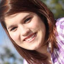 Melissa Darnell (@melissagraced)