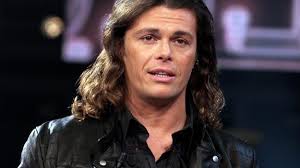 Gianluca Grignani si confessa dopo il ricovero