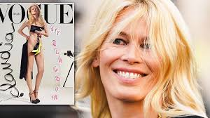 Supermodel stephanie seymour surprises crowd at versace's fall 2019 fashion show. Claudia Schiffer 48 Lasst Fur Die Italienische Vogue Die Hullen Fallen