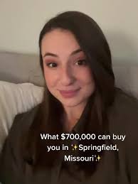 A casual day in the office today! #yohomegirl #Realtor #realtoroftikto...