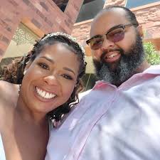 Hello👋 Anybody doing back to school mini photoshoots this year?