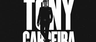O concerto de tony carreira no casino estoril marca o regresso do cantor aos palcos depois da morte da filha, sara carreira, em dezembro do ano passado. Tcdfrlm Fidffm