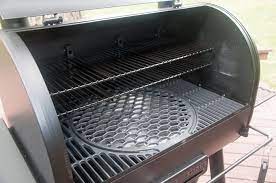 Rider pellet grill hoppers and dry pellet storage. Oklahoma Joe S Rider Dlx Pellet Grill Review