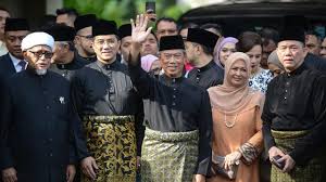 Namun sepertinya kekhawatiran yang ditakutkan tidak terjadi. Vaksinasi Covid 19 Di Malaysia Segera Dimulai Pm Muhyiddin Jadi Penerima Suntikan Pertama Health Liputan6 Com