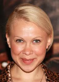 Именно о ней, оксане баюл, олимпийской чемпионке (1994 г.) в одиночном фигурном катании, чемпионке мира (1993), серебрянной призерке чемпионата европы (1993). Oksana Bayul Figurnoe Katanie Zolotaya Devochka Alkogolik Biznesvumen Kak Slozhilas Sudba Izvestnoj Figuristki