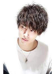 波打ちソフトツイスト アシメ風刈り上げ前下がりショート l023719442 リップス レイ 銀座 lipps ray ginza のヘアカタログ ホットペッパービューティー ツイストパーマ メンズ ツイストパーマ ヘアスタイリング