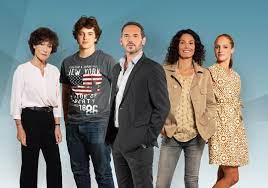 Page officielle de votre feuilleton quotidien, du lundi au vendredi à 20h40 sur france 2 ! Un Si Grand Soleil Des Ce Lundi Sur France 2 Les Portraits Des Nombreux Personnages Leblogtvnews