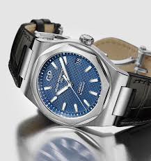 A Deep Dive Into The Iconic Girard Perregaux Laureato Classic 42mm One gent mm 43 piatek paqueta lowell mr390ur4. girard perregaux laureato classic 42mm
