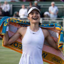 View the full player profile, include bio, stats and results for emma raducanu. Emma Raducanu Who Is The Uk Romanian Chinese Teen Tennis Star Cgtn