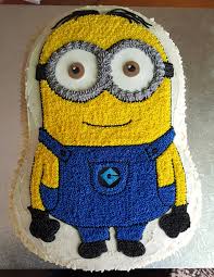 Butter Icing Birthday Cake For Little Boy Minion Buttercream Cake Minion Birthday Cake Birthday Cake Kids Minion Birthday