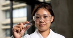 From bridges to the back, Pitt researchers are transforming spinal fusion  recovery through self-powered implants that monitor healing in real  time--no batteries, no electronics, no worries. This collaboration between  engineering and neurosurgery