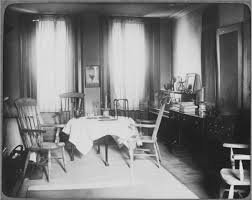 75cm high x 120cm wide x 80cm deep so that it offers more than enough space for your objects. Vale D Decadence In Bachelors Of A Different Sort