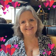 The love triangle between Carrie, Mr. Big, and Aidan becomes a delusional  love story with a rude awakening bit.ly/3JheQBq