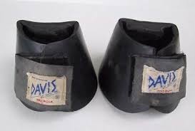 Used Davis No Turn Bell Boots Size Medium Black
