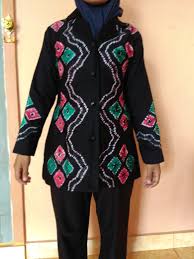 Motif sasirangan, baju sasirangan, model baju batik sasirangan, model sasirangan, sasirangan banjarmasin, sasirangan murah. Jas Kerja Sasirangan Rumah Bumn