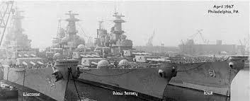 I First Saw These Iowa Class Battleships In 1965 When My Ship Was Stationed At The Philadelphia Naval Shipyard Battleship Navy Ships Uss Iowa