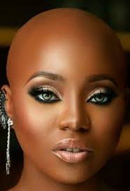 Robin Stovall (robinstvll)