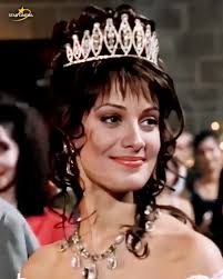 Kilalanin si Donna Suarez. Get your #UTurn ticket tonight for only 150  pesos each