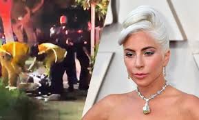 A los angeles police department spokesperson tells people a robbery occurred at 9:40 wednesday night on sierra bonita avenue in hollywood, during. 0isvo3rgrxqrrm