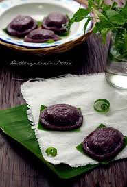 Cara membuat tepung ketan sendiri menggunakan alat dan bahan sederhana yang ada di rumah. Membuat Kue Iwel Dari Ketan Hitam I Need Aliposuction