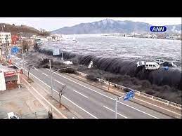 Dramatic Footage Of The Tsunami That Hit Japan Youtube Tsunami Earthquake Tsunami 2011