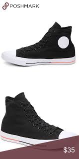 1 Hour Sale Converse Chuck Taylor Hi Tops Shoes Top Shoes Converse Converse Chuck Taylor
