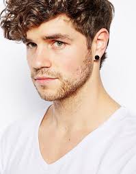 5 Things Men Should Never To Wear On A Date Guys Ear Piercings Men Earrings Magnetic Earrings For Men