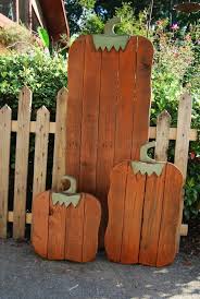 Für die zeit , bis der frühling endlich einzieht, habe ich aus naturmaterialien eine. Basteln Mit Naturmaterialien Im Herbst 33 Dekoideen Zum Selbermachen Herbst Dekoration Dekoration Herbstdeko