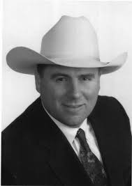 2016 Angus News Letter Document.indd