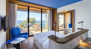 Die Zimmer Mit Meerblick Und Terrasse Le Bailli De Suffren