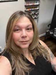 Victoria's hair styling services for curly and thick hair