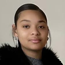 Amazon.com: Miss Devanney Anne Hunter: books, biography, latest update