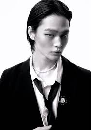 Jaesung Lim for WONDERWALL MANAGEMENT