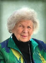 Anna Beebe's Instagram, Twitter & Facebook