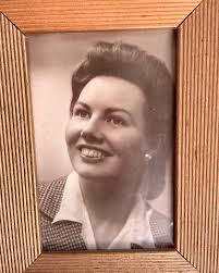 Violet Cooper (@superdoopervioletcooper) • Instagram photos and videos