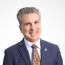 Mary Tozzi's Instagram, Twitter & Facebook