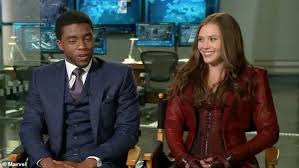 Elizabeth chase olsen 16 nació el 16 de febrero de 1989 en sherman oaks, california, de jarnette «jarnie» jones y david «dave» olsen, una administradora personal, y el otro un desarrollador de bienes raíces y banquero hipotecario. Elizabeth Olsen Masks Up To Grocery Shop After Deactivating Instagram Over Chadwick Boseman Trolls Aktuelle Boulevard Nachrichten Und Fotogalerien Zu Stars Sternchen