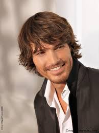 Pin By Lea Robert On Writing Inspiration Man Thick Hair Styles Medium Medium Length Hair Men Mens Hairstyles Medium