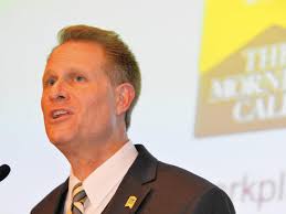 Retired Morning Call editor David M. Erdman wins public access award