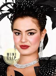 يا حبيبي الهوى مشاوير .. و قصص الهوى مثل العصافير لاتحزن يا حبيبي اذا طارت  العصافير ♡ جارة القمر