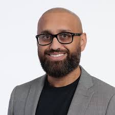 Arnie Mason's Instagram, Twitter & Facebook