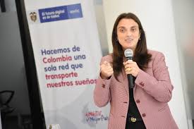 La conectividad y su poder transformador colombia superó los 8 millones de accesos fijos a internet en el primer trimestre de 2021: Colombia Ya Tiene Sus Proximos 620 Cientificos De Datos De Todo El Pais Karen Abudinen Acis