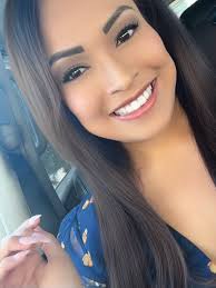 Hi beautiful girl 🌹 am a black Bahamain guy from the Bahamas 🇧🇸 New  Providence Nassau baby