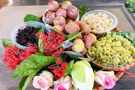 Ở việt nam, tết đoan ngọ còn được dân gian gọi là bằng cái tên dân dã hơn làtết giết sâu bọ. Poc Y3kkjenfzm